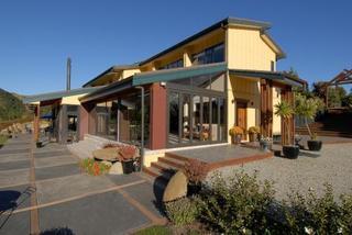 Knapdale Eco Lodge Gisborne Exterior photo